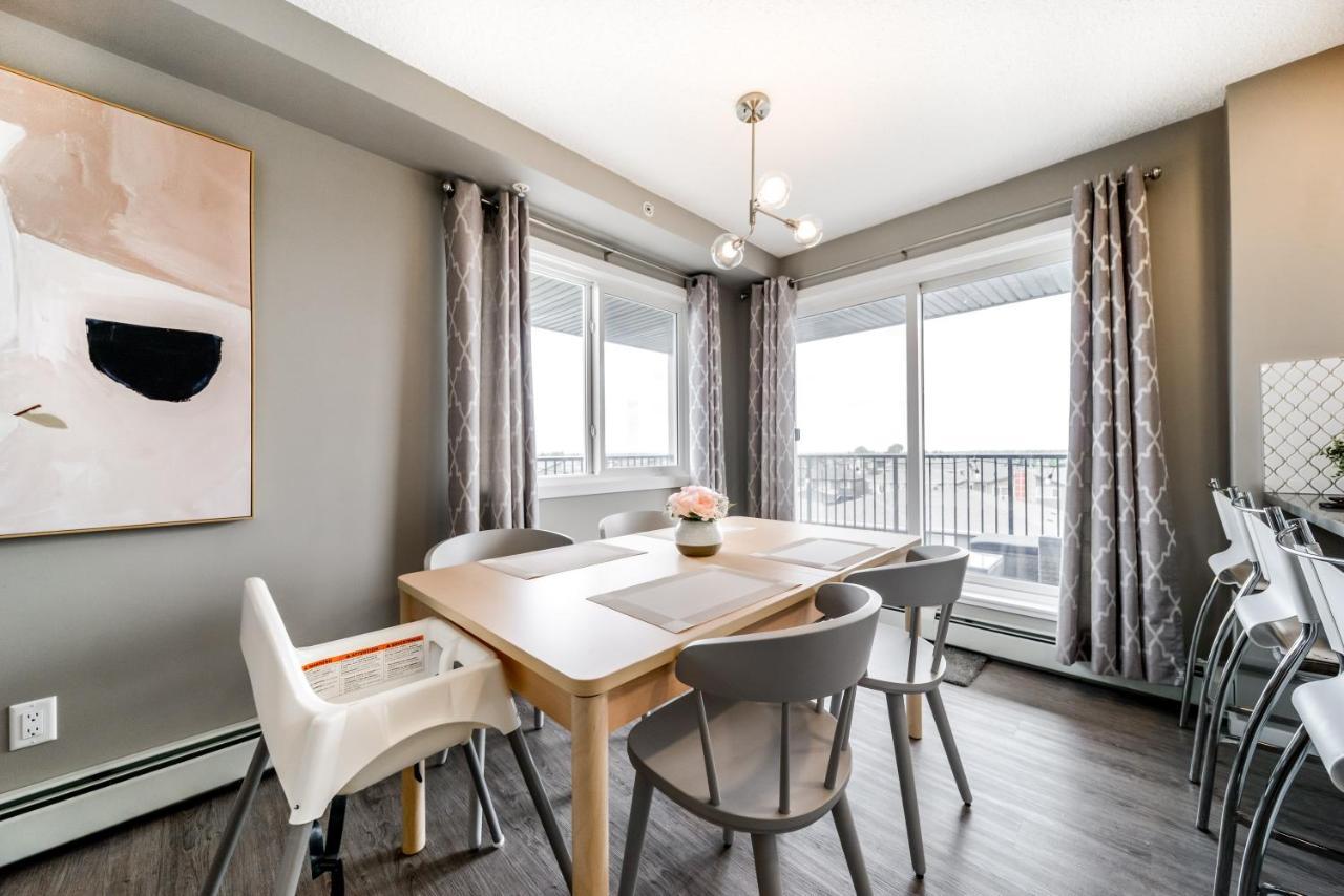 Peaceful Oasis Condo, Ac, Top Floor, Secure Ug Parking, Balcony, King Bed! 에드먼턴 외부 사진